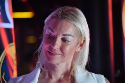 Москва. Балерина Анастасия Волочкова на концертной площадке клуба`ГЛАВCLUB`.
