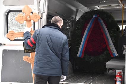 Москва.   Церемония прощания с актером Леонидом Куравлевым в Центральной клинической больнице.