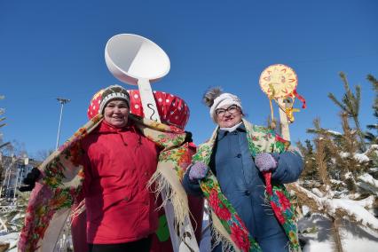 Самара. Народные гуляния во время празднования Масленицы