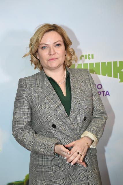 Москва. Министр культуры РФ Ольга Любимова на премьере мультфильма `Финник` в кинотеатре `Каро 11 Октябрь`.