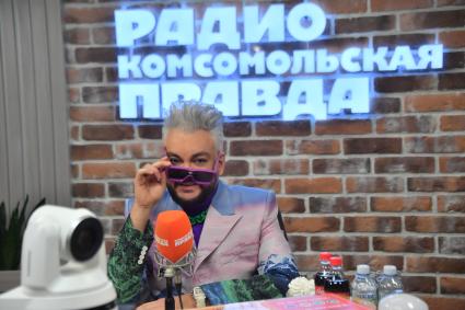 Москва. Певец Филипп Киркоров на радиостанции `Комсомольская правда`.