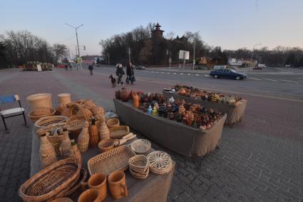 Белоруссия. Мозырь. Уличная торговля.