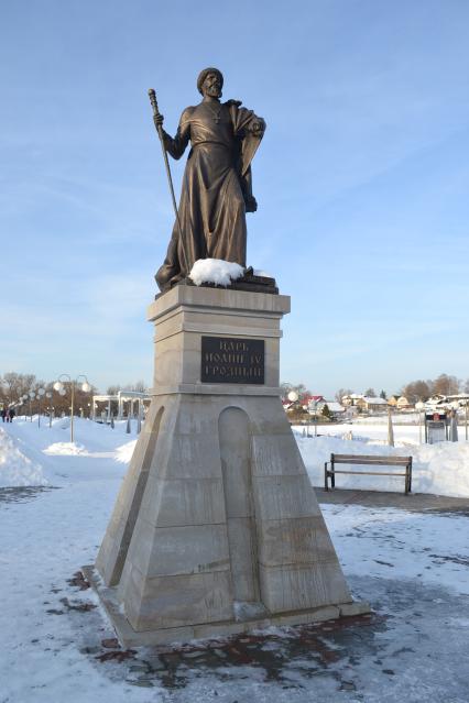 Владимирская область, Александров. Памятник русскому царю Ивану Грозному.