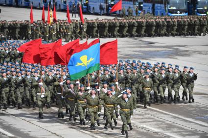 Московская область. Алабино. Воздушно-десантные войска  на репетиции военного парада, приуроченного к 77-летию Победы в Великой Отечественной войне.