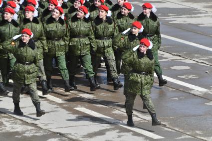 Московская область. Алабино. Курсанты на репетиции военного парада, приуроченного к 77-летию Победы в Великой Отечественной войне.