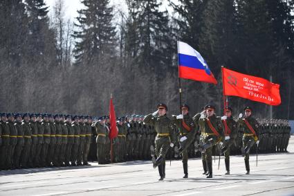 Московская область. Алабино.  Во время репетиции военного парада, приуроченного к 77-летию Победы в Великой Отечественной войне.