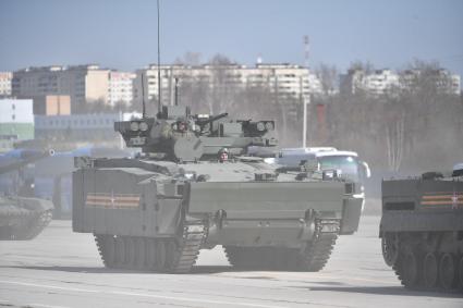 Московская область. Алабино. Военная техника  на репетиции военного парада, приуроченного к 77-летию Победы в Великой Отечественной войне.