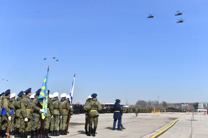 Московская область. Алабино. Во время репетиции военного парада, приуроченного к 77-летию Победы в Великой Отечественной войне.