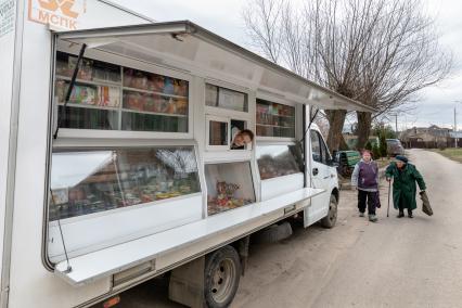 Московская область. Работа автолавки в селах Домодедовского городского округа.