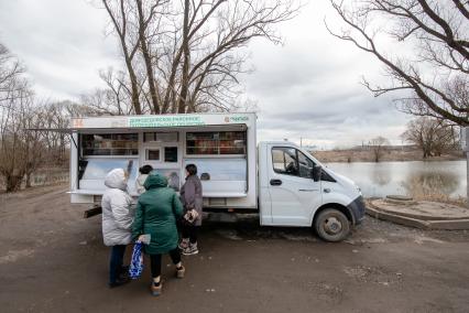 Московская область. Работа автолавки в селах Домодедовского городского округа.