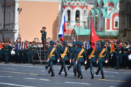 Москва. Знаменная группа во время генеральной репетиции парада на Красной площади, посвященного 77-й годовщине Победы в Великой Отечественной войне.