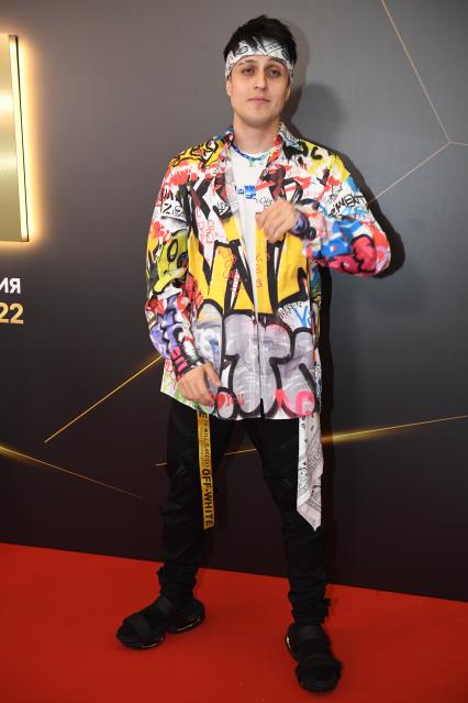 Москва. Певец Хабиб Шарипов на церемонии вручения музыкальной премии`Жара Music Awards` в концертном зале `Крокус Сити Холл`.