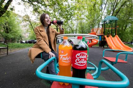 Москва. Аналоги сильногазированных напитков Coca-Cola, Fanta и Sprite под названием CoolCola, Fancy и Street.