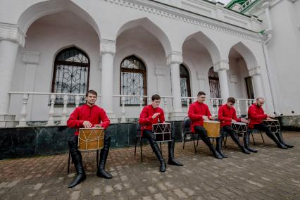 Республика Адыгея. Выступление барабанщиков.