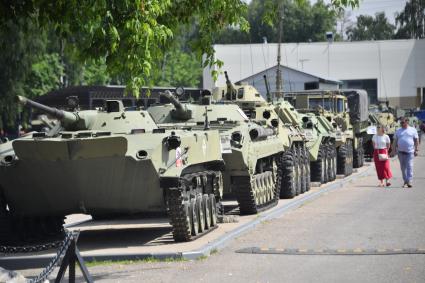 Московская область. Военная техника на территории музея техники Вадима Задорожного.