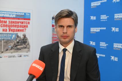 Санкт-Петербург. Заместитель министра транспорта РФ Дмитрий Баканов в Открытой студии ИД `Комсомольская правда` во второй день работы XXV Петербургского международного экономического форума - 2022.