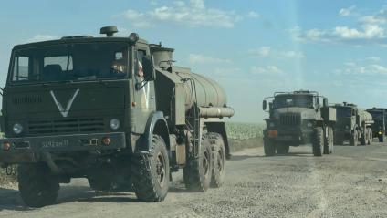 Луганская область. г.Лисичанск. Колонна военной техники подъезжает к Лисичанску. Союзные подразделения ВС РФ и Народной милиции ЛНР 2 июля освободили город Лисичанск.