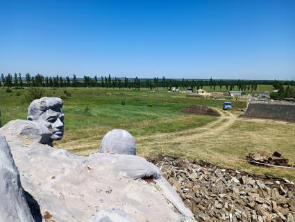 Донецкая область. Реконструкция мемориального комплекса `Саур-Могила`.