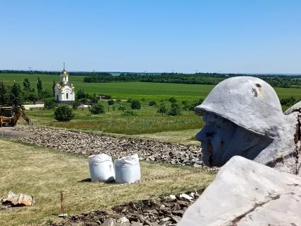 Донецкая область. Реконструкция мемориального комплекса `Саур-Могила`.