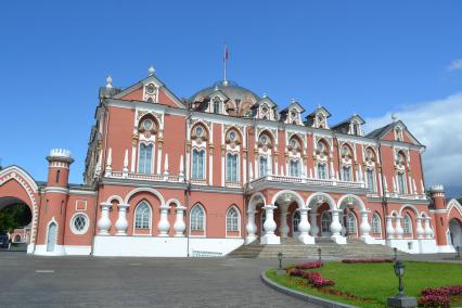 Москва. Петровский путевой дворец.