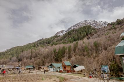 Кабардино-Балкарская Республика. Поляна нарзанов.