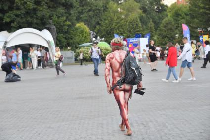 Москва. Участник на международном фестивале науки и технологий Geek Picnic в парке искусств `Музеон`.