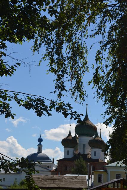 Ростов Великий. Авраамиев Богоявленский монастырь.