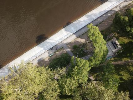 Пермская область.  В поселке Уральский появилась новая красивая набережная.