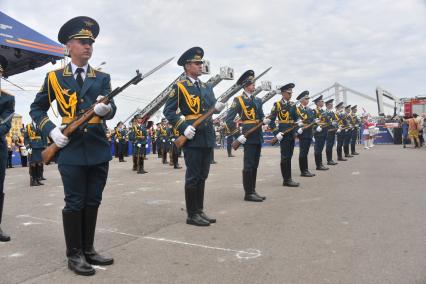 Москва. Во время III Международного пожарно-спасательного конгресса на территории Парка Горького.