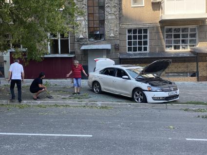 ДНР. г.Донецк. Последствия обстрела ВСУ центра города 22 августа, в день Государственного флага РФ.