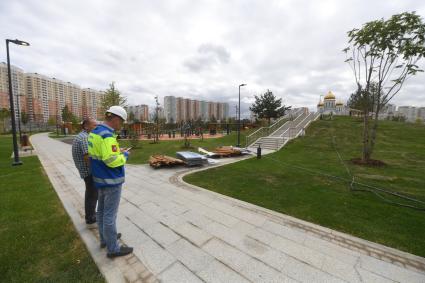 Москва. Парк рядом с ТПУ `Некрасовка`.