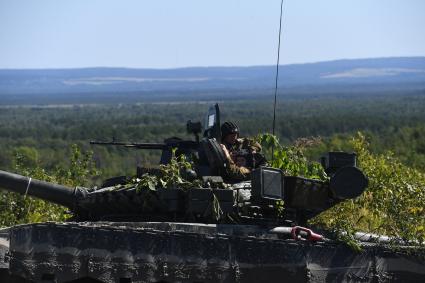 Россия. Приморский край. Военнослужащие  во время стратегических командно-штабных учений (СКШУ) \"Восток-2022\" .