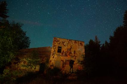 Ленинградская область. Вид острова  Гогланд  и  звездное небо в Финском заливе.
