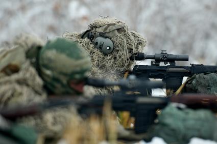 Свердловская область. Еланский военный учебный центр. Граждане призваные из запаса, во время частичной мобилизации, проходят огневую подготовку на стрельбище. Президент РФ Владимир Путин 21 сентября подписал указ о проведении в стране частичной мобилизации