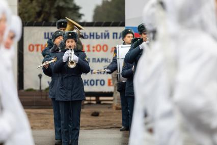 Красноярск. Празднование Дня народного единства на площади Революции.