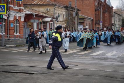 Самара. Крестный ход в честь Казанской иконы Божией Матери и Дня народного единства.