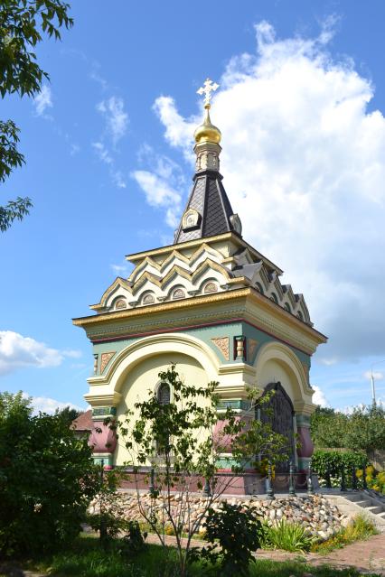 Кострома. Часовня `Царская Голгофа`, возведенная в память о мученической смерти семьи Романовых.