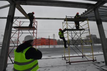 Москва. Работы по строительству станции Петровско-Разумовская первого Московского центрального диаметра (МЦД-1).