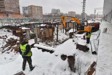 Москва. Работы по строительству станции Тимирязевская первого Московского центрального диаметра (МЦД-1).