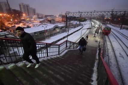 Москва. Станция `Серп и Молот` Горьковского направления МЖД.