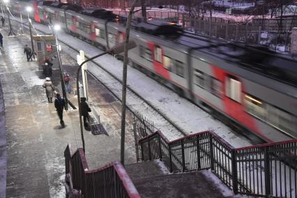 Москва. Станция `Серп и Молот` Горьковского направления МЖД.