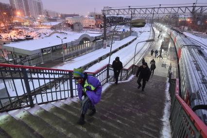 Москва. Станция `Серп и Молот` Горьковского направления МЖД.