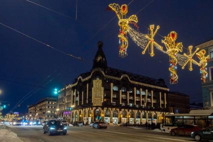 Санкт-Петербург. Новогоднее украшение Невского проспекта. Дом Зингера.