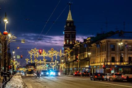 Санкт-Петербург. Новогоднее украшение Невского проспекта.