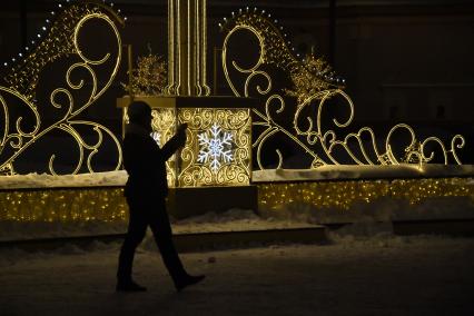 Москва. Новогодние украшения на территории ВДНХ.