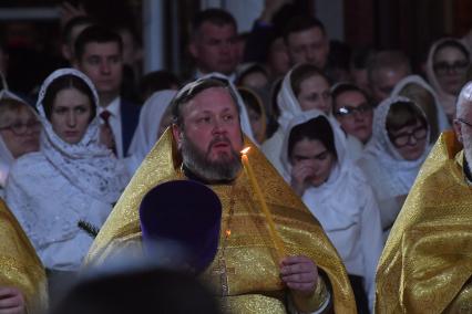 Москва. Во время  Рождественского богослужения в храме Христа Спасителя в Москве.