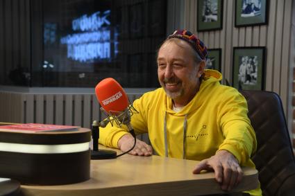 Москва. Режиссер, драматург, создатель авторского театра `Коляда-Театр`в Екатеринбурге Николай Коляда на радио `Комсомольская правда`.
