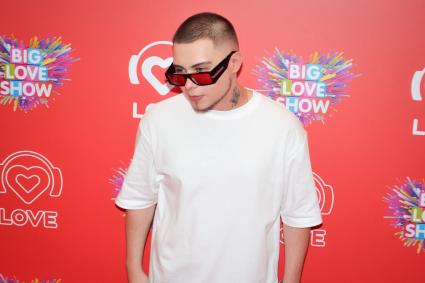 Москва. Певец LYRIQ перед началом Big Love Show 2023 на ВТБ Арене.