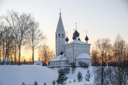 Ярославская область, с. Вятское. Храм Воскресения Христова.