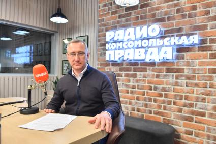 Москва. Губернатор Калужской области области Владислав Шапша на радио `Комсомольская правда`.
